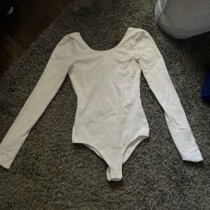 aritzia Wilfred bodysuit size small